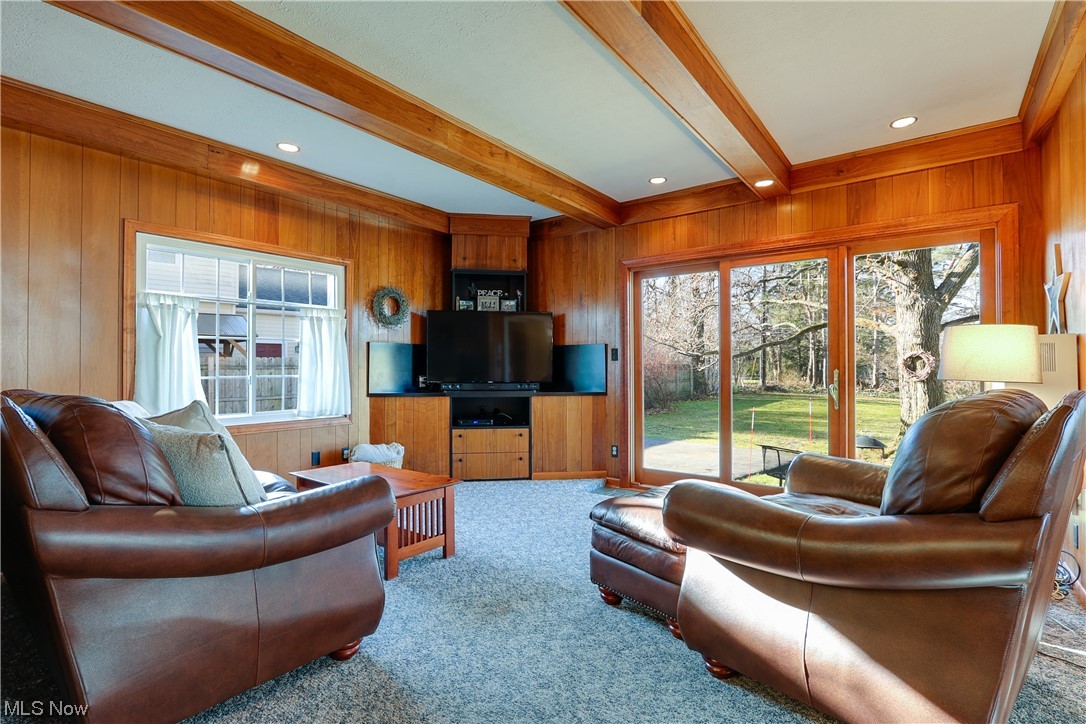 2604 Kerwick Road Cleveland, OH 44118 - Photo 12 of 33 Gallery Image 12