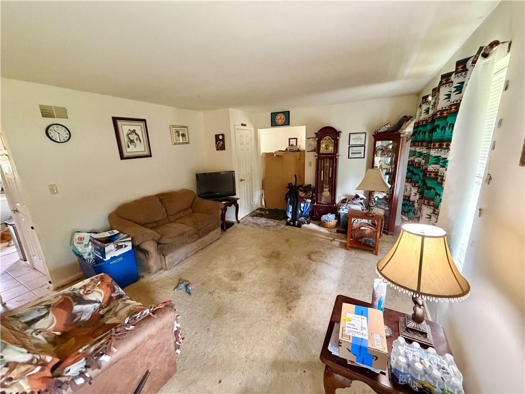 271 Burgess Field Road Uniontown, PA 15401 - Photo 4 of 19
