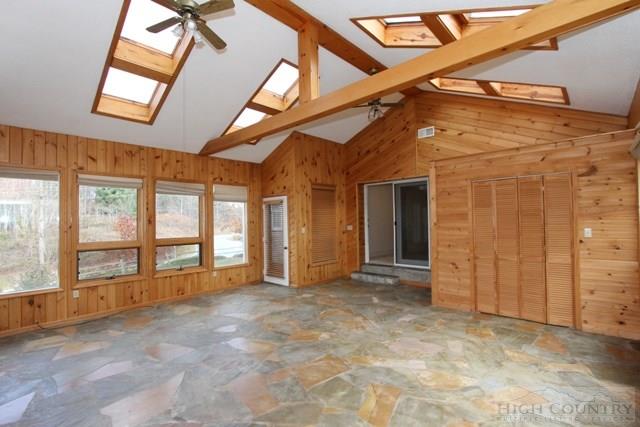 480 Diamond Ranch Road Boone, NC 28607 - Photo 4 of 14 Gallery Image 4
