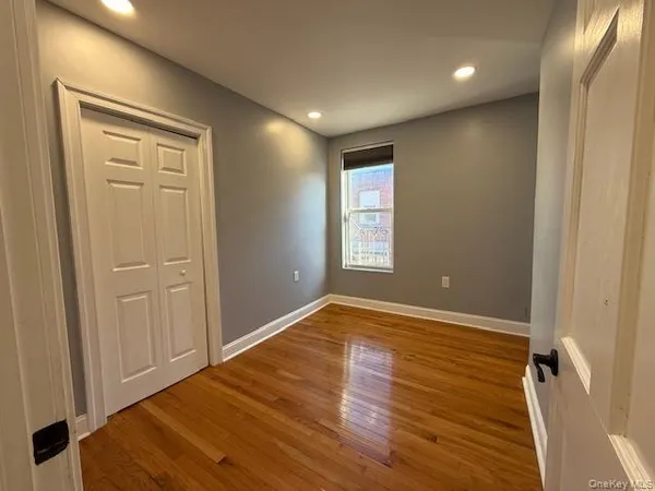 $2,500 | 1 South Hamilton Street, Unit 3, Poughkeepsie, NY 12601