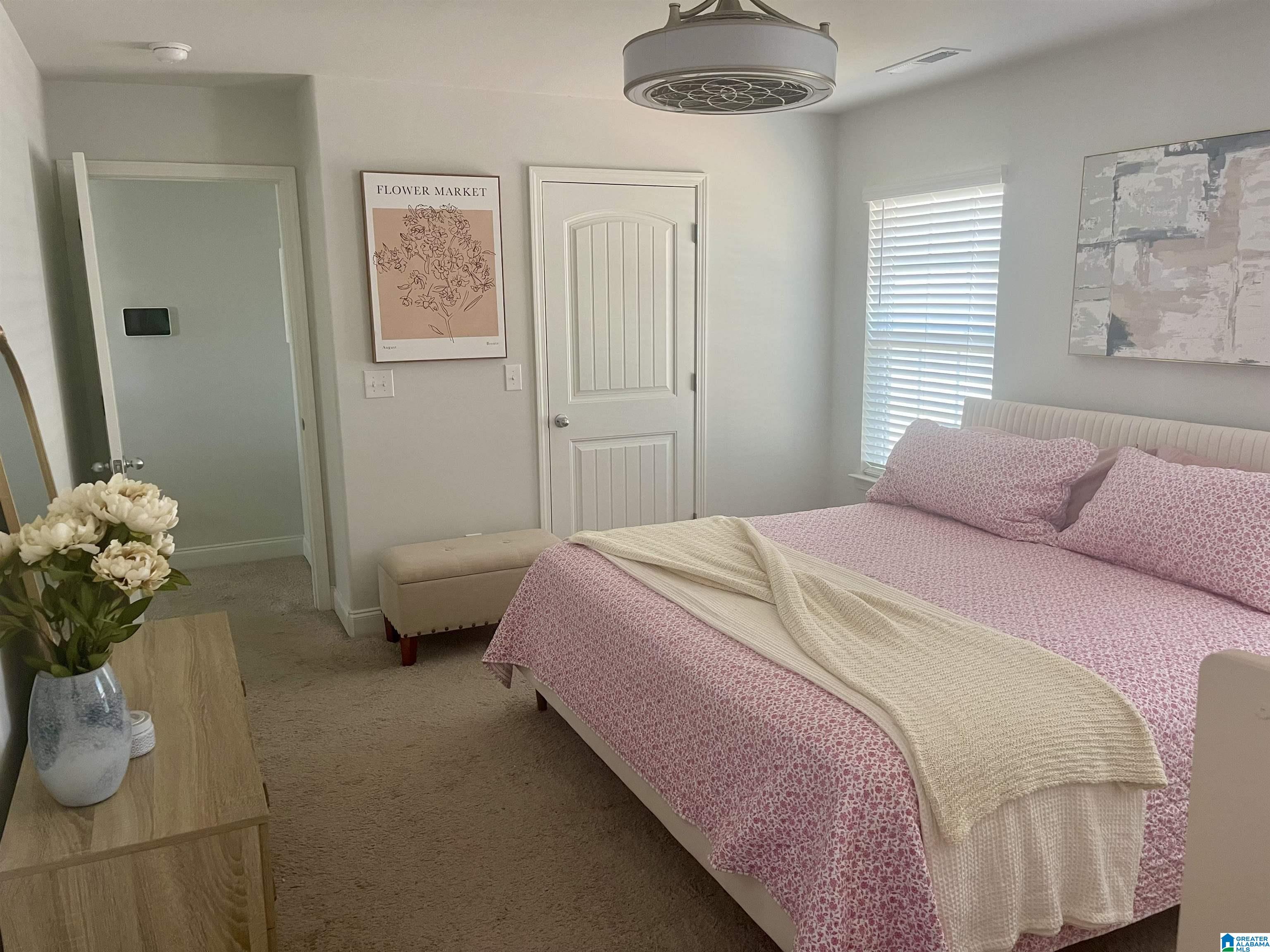 2032 Village Ridge Circle Calera, AL 35040 - Photo 5 of 17