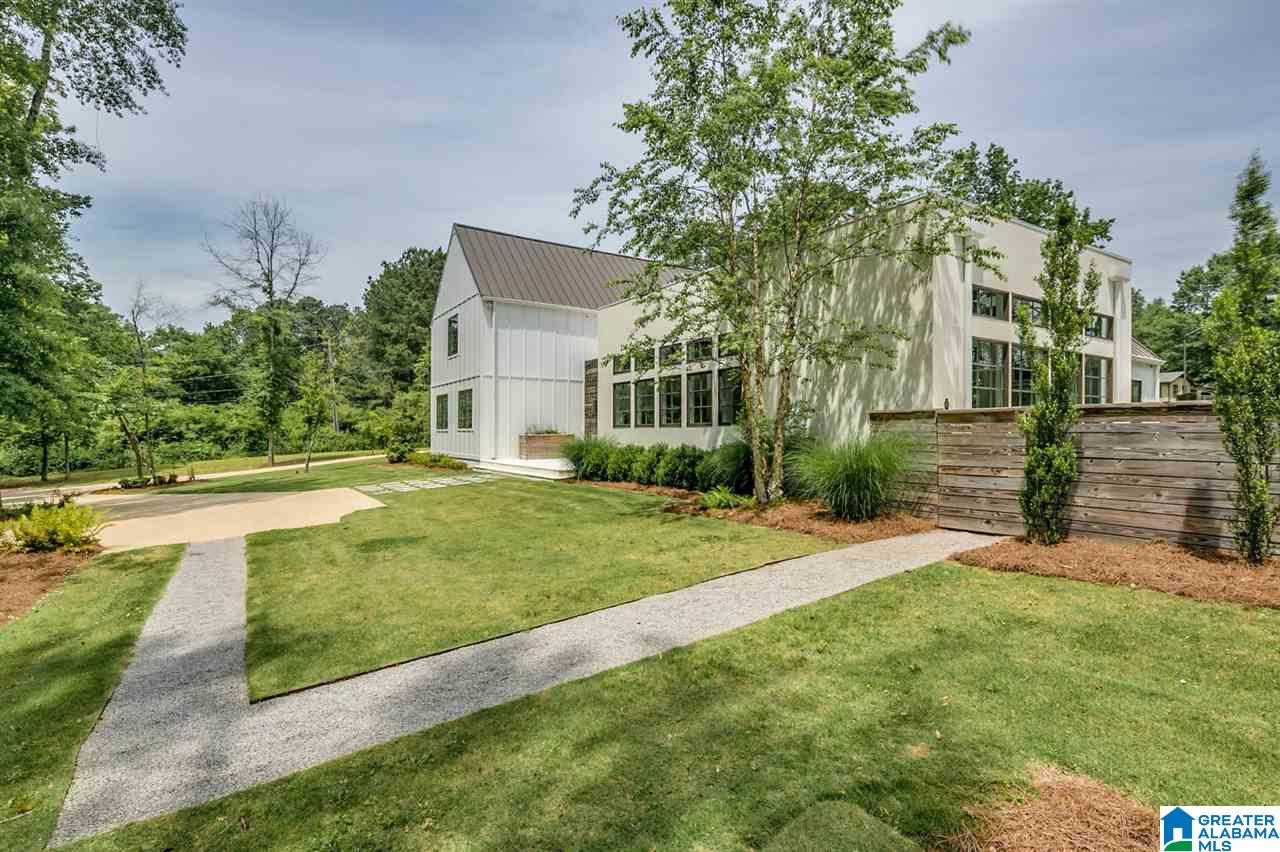 3308 Misty Lane Birmingham, AL 35243 - Photo 4 of 48