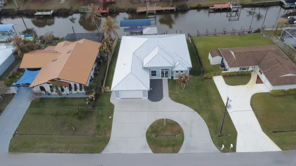 $5,500 | 213 Northeast Sagamore Terrace, Port St. Lucie, FL 34983