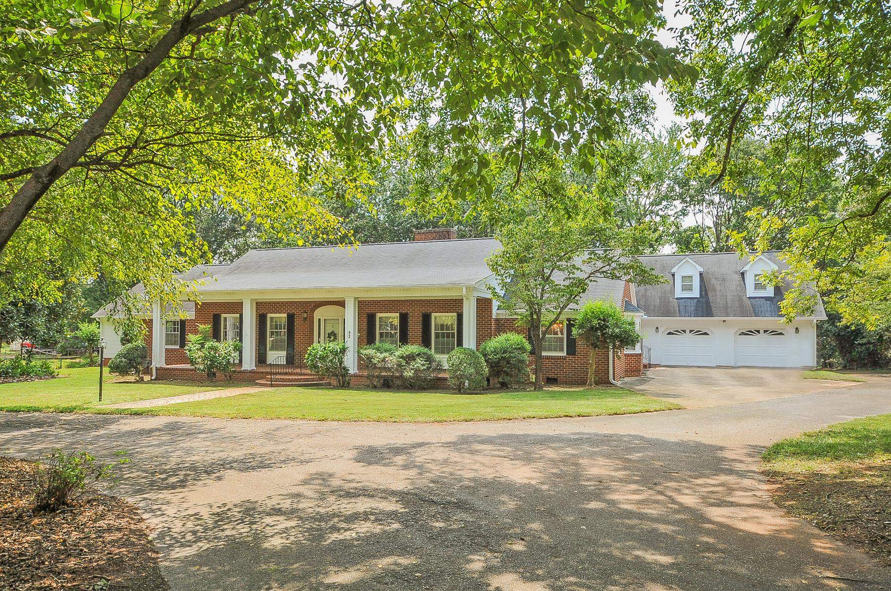 92 East Main Street Inman, SC 29349 - Photo 1 of 34