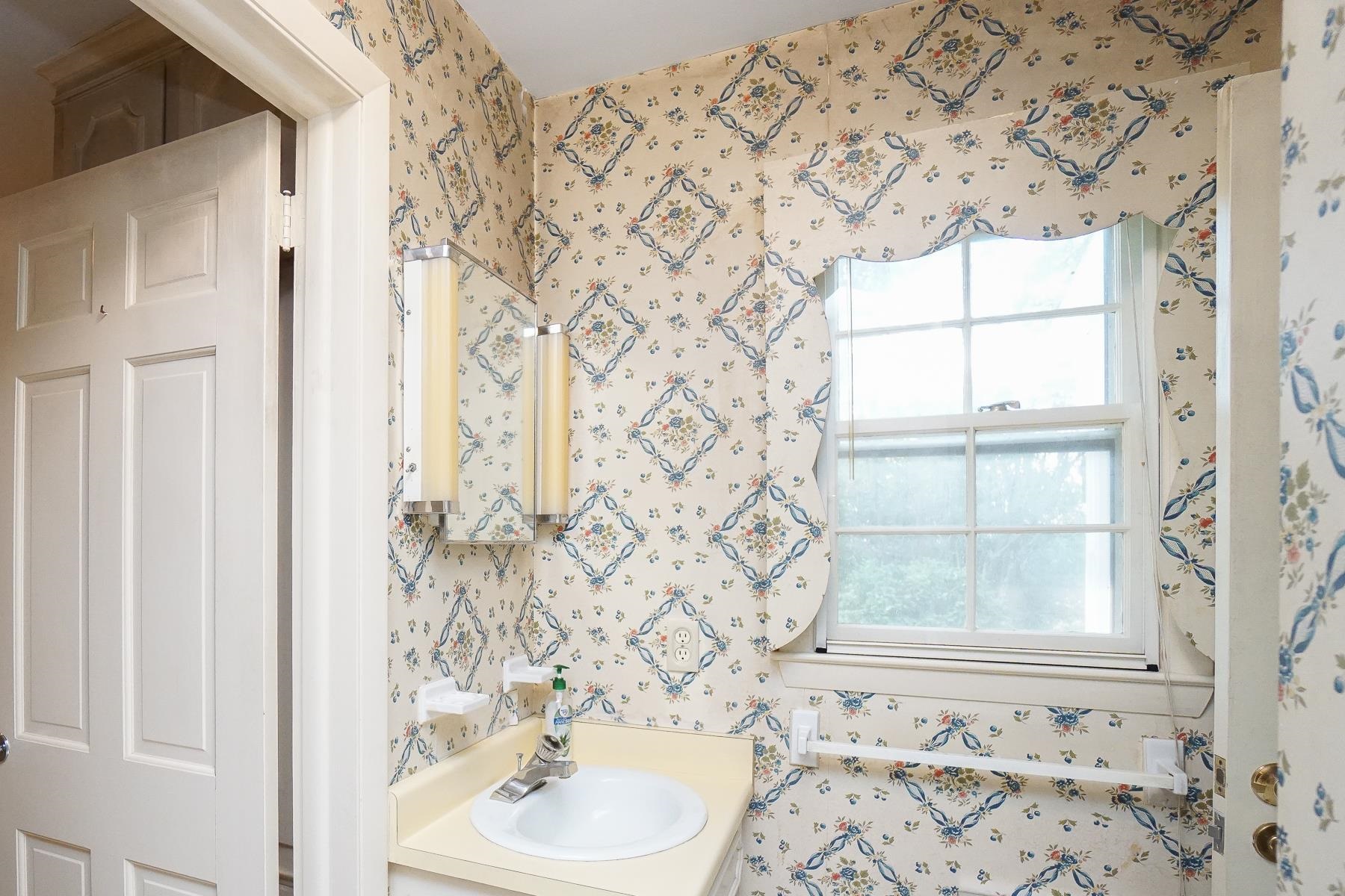 92 East Main Street Inman, SC 29349 - Photo 22 of 34