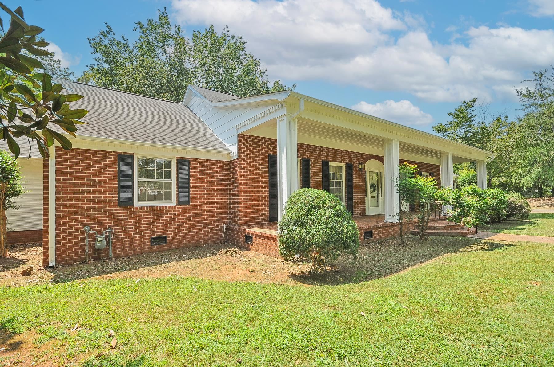92 East Main Street Inman, SC 29349 - Photo 3 of 34