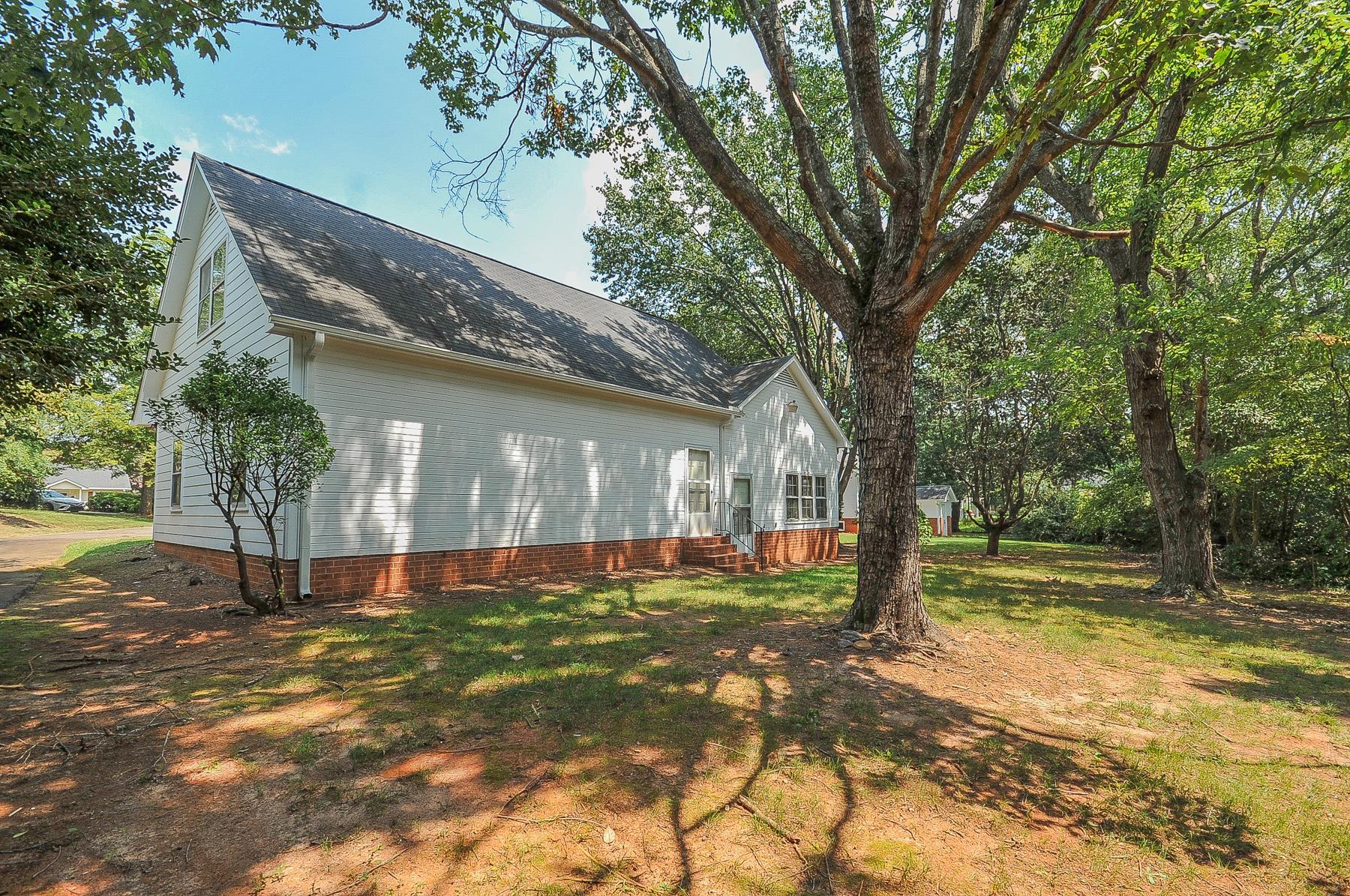 92 East Main Street Inman, SC 29349 - Photo 33 of 34