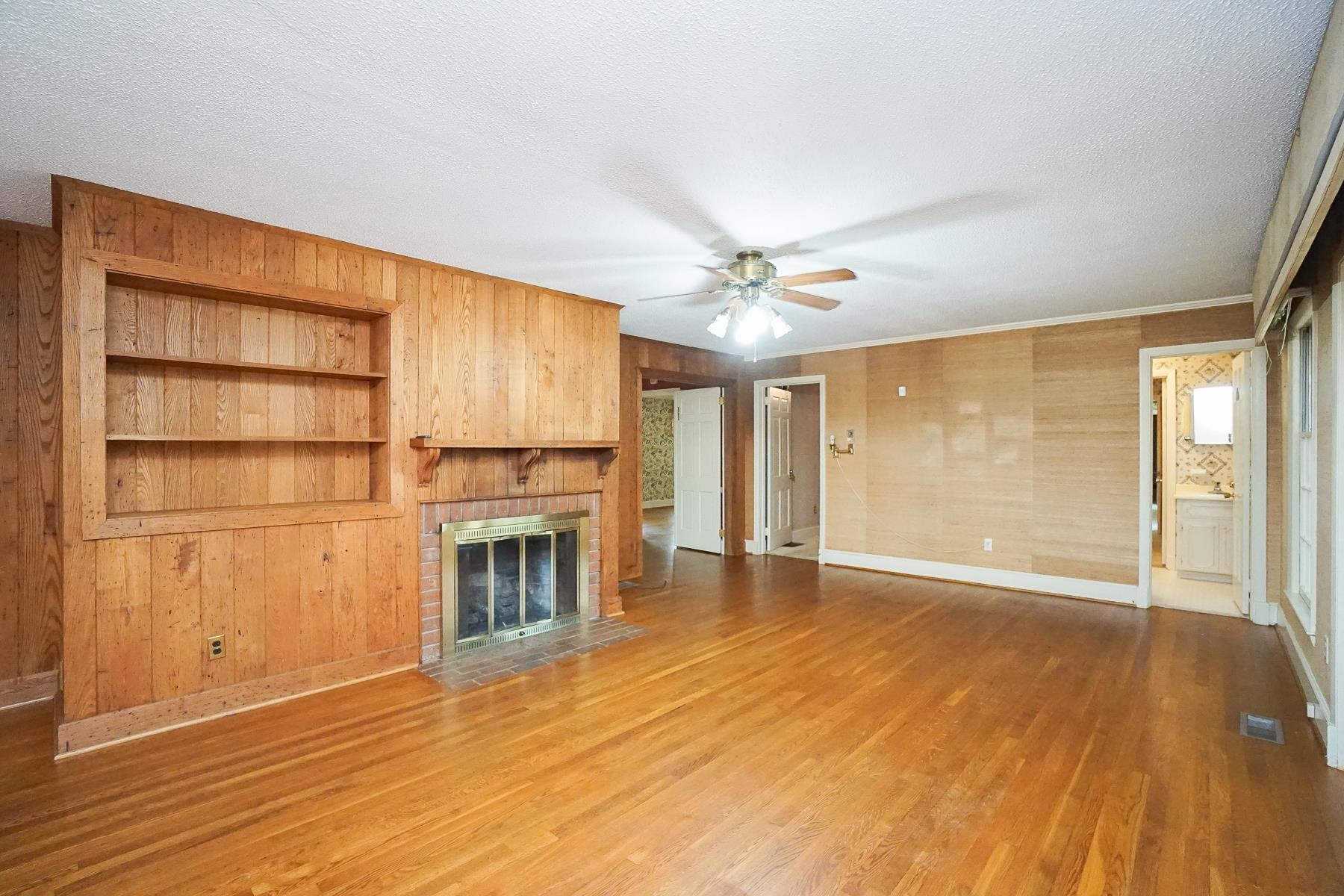92 East Main Street Inman, SC 29349 - Photo 10 of 34