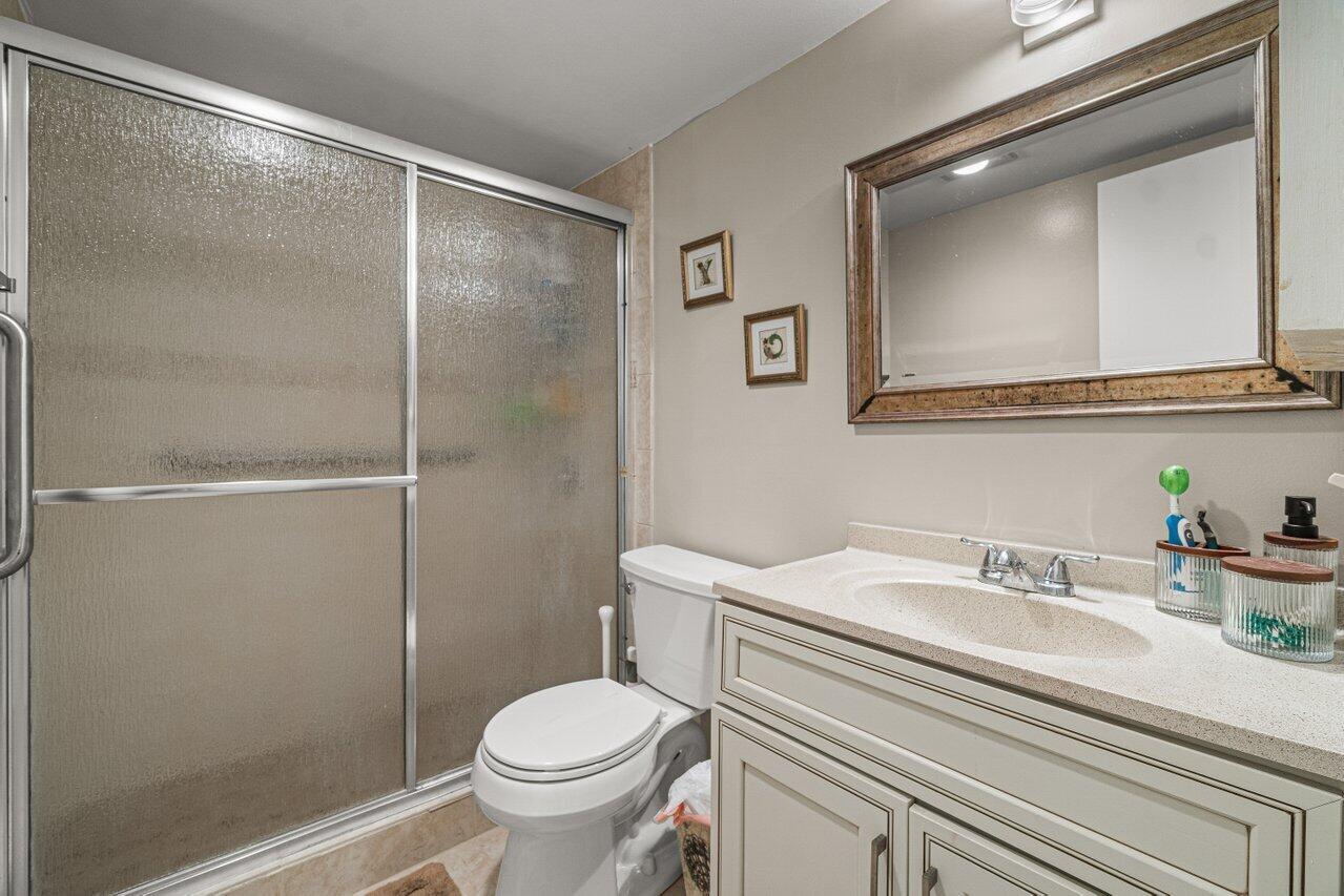 175 Suffolk F Boca Raton, FL 33434 - Photo 10 of 23 013-175SuffolkE-BocaRaton-FL-33434-SMALL