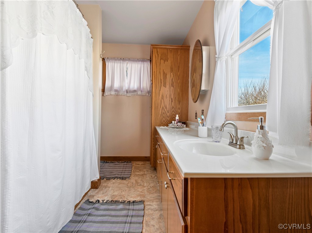 1211 Hunting Creek Road Nathalie, VA 24577 - Photo 27 of 50 Secondary home full bathroom with vanity