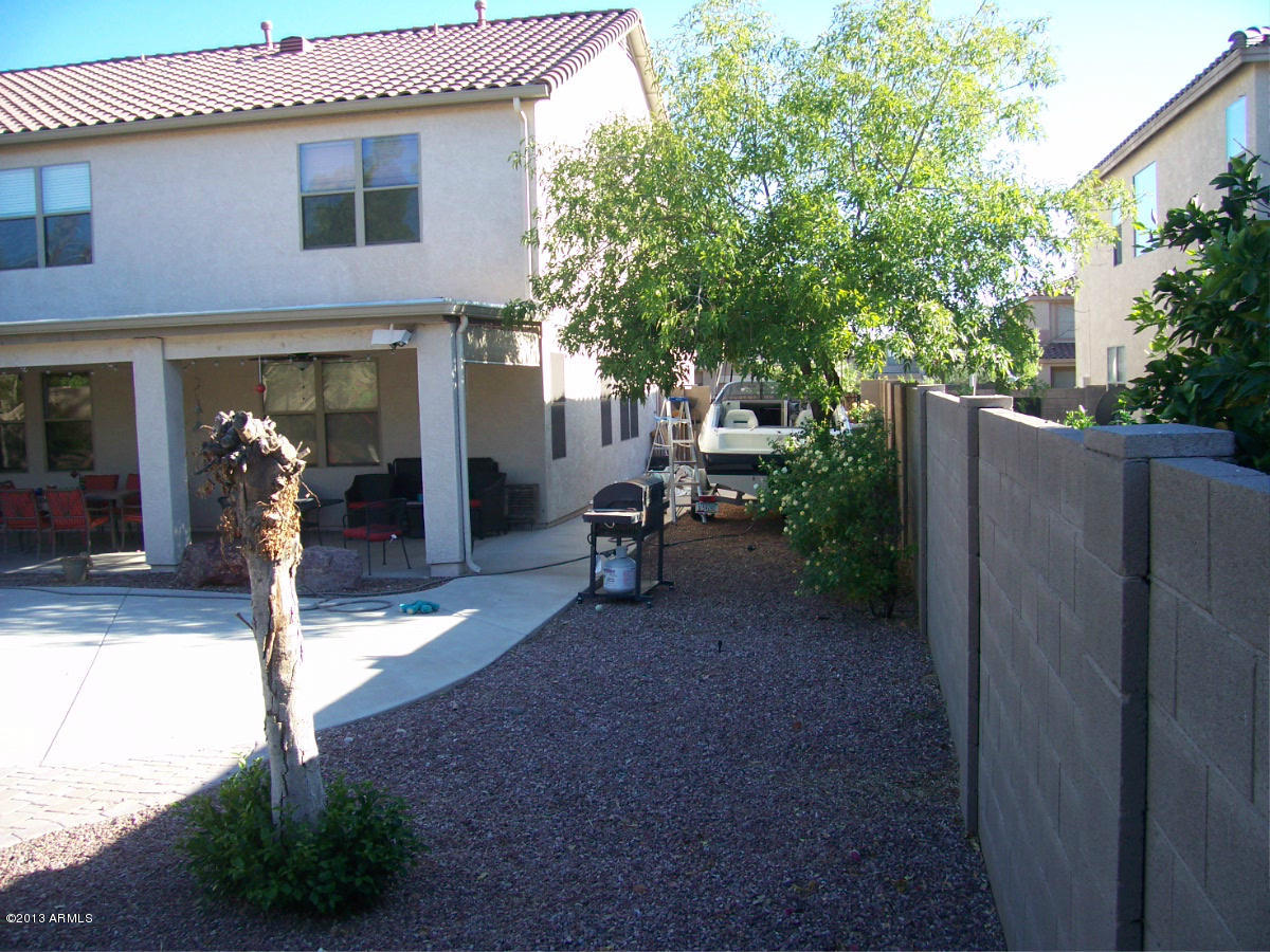 3118 West Redbird Road Phoenix, AZ 85083 - Photo 33 of 38 Redbird Listing 027