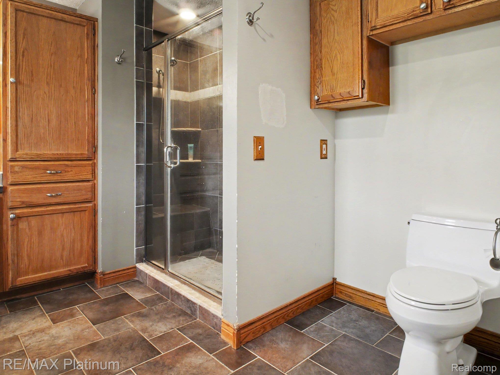 3215 Rafferty Drive Howell, MI 48843 - Photo 8 of 35 024_file_9524.jpg