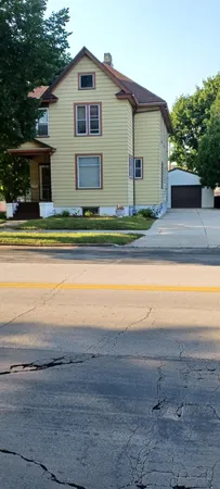 $240,000 | 1416 Pennsylvania Avenue, Sheboygan, WI 53081