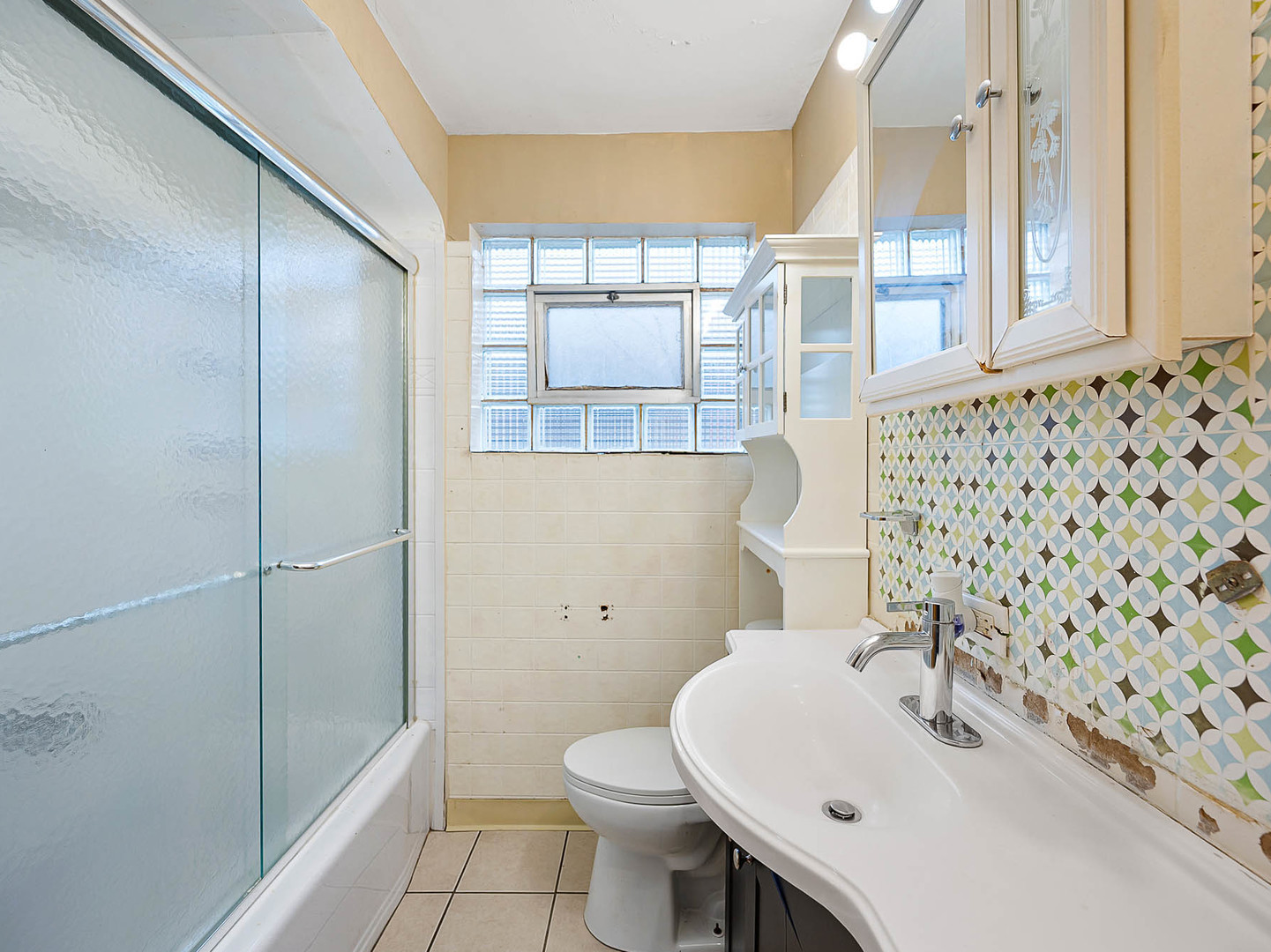 10737 South Emerald Avenue Chicago, IL 60628 - Photo 12 of 17