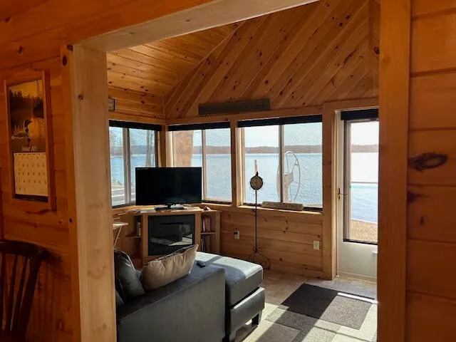 $699,900 | 28 Valentine Lane, Dexter, ME 04930