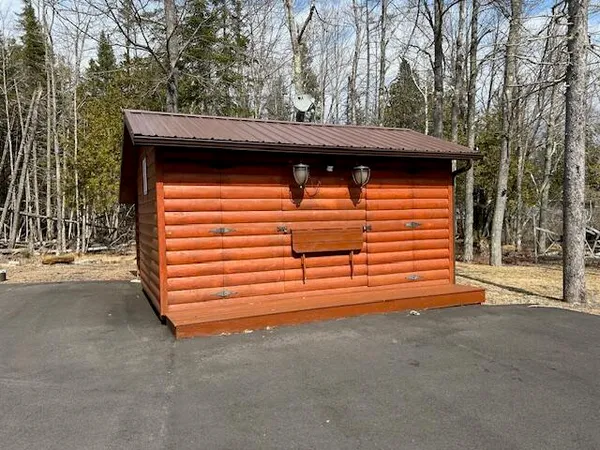 $679,000 | 28 Valentine Lane, Dexter, ME 04930