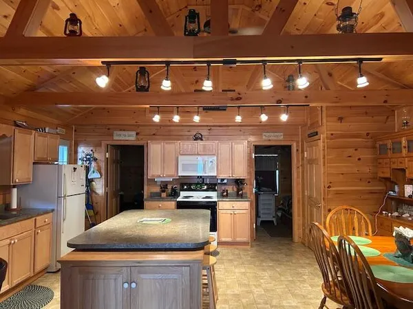 $679,000 | 28 Valentine Lane, Dexter, ME 04930