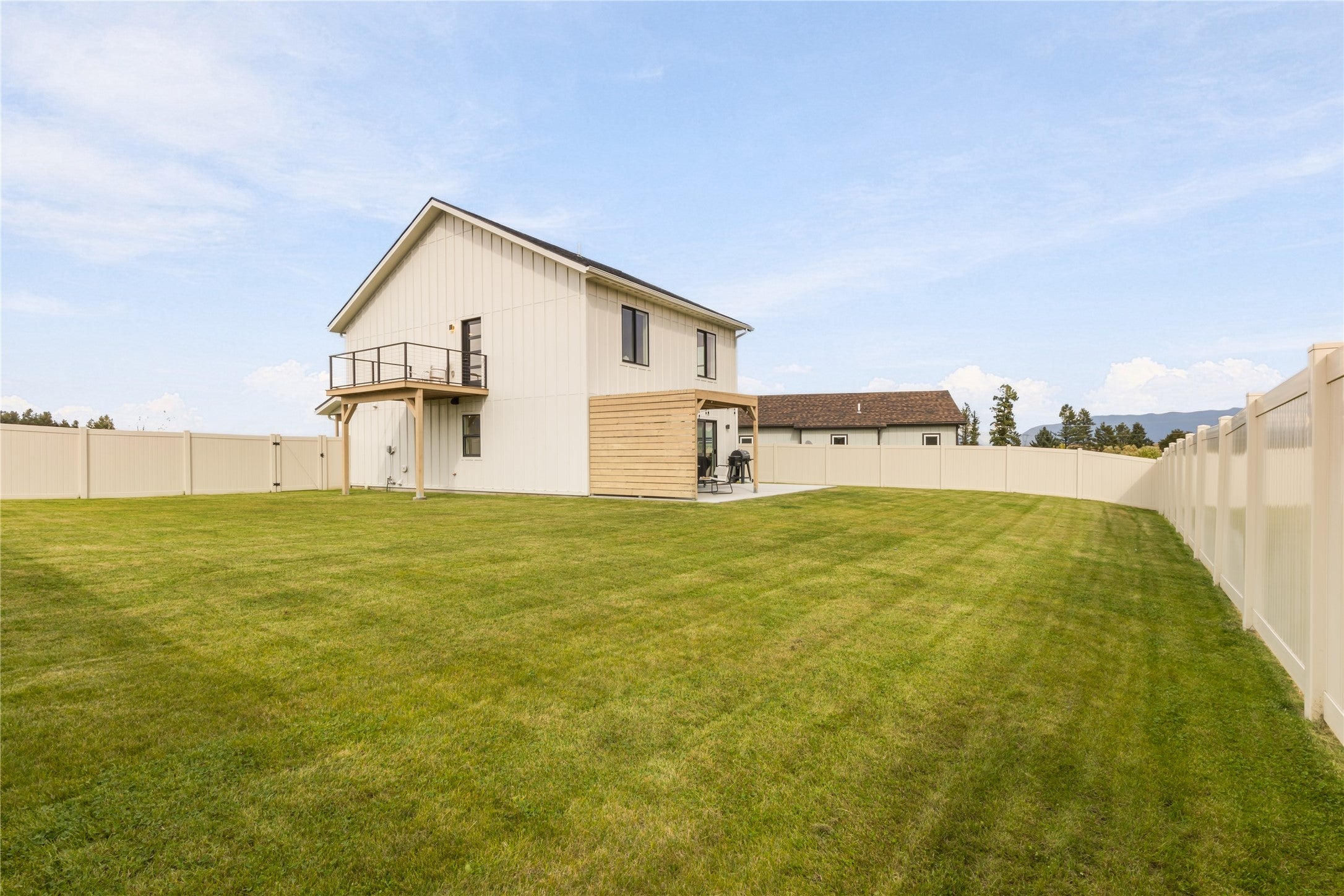 832 Bearhat Mountain Road Kalispell, MT 59901 - Photo 25 of 53 Gallery Image 25