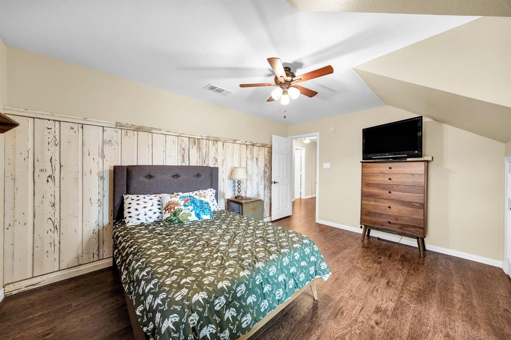 288 McVoid Road Springtown, TX 76082 - Photo 9 of 21 Gallery Image 9