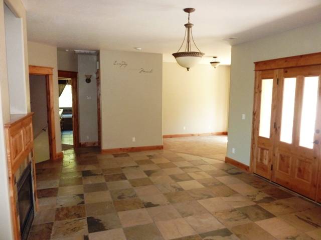 3912 South Conklin Road Greenacres, WA 99016 - Photo 2 of 9