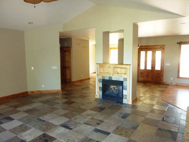 3912 South Conklin Road Greenacres, WA 99016 - Photo 4 of 9