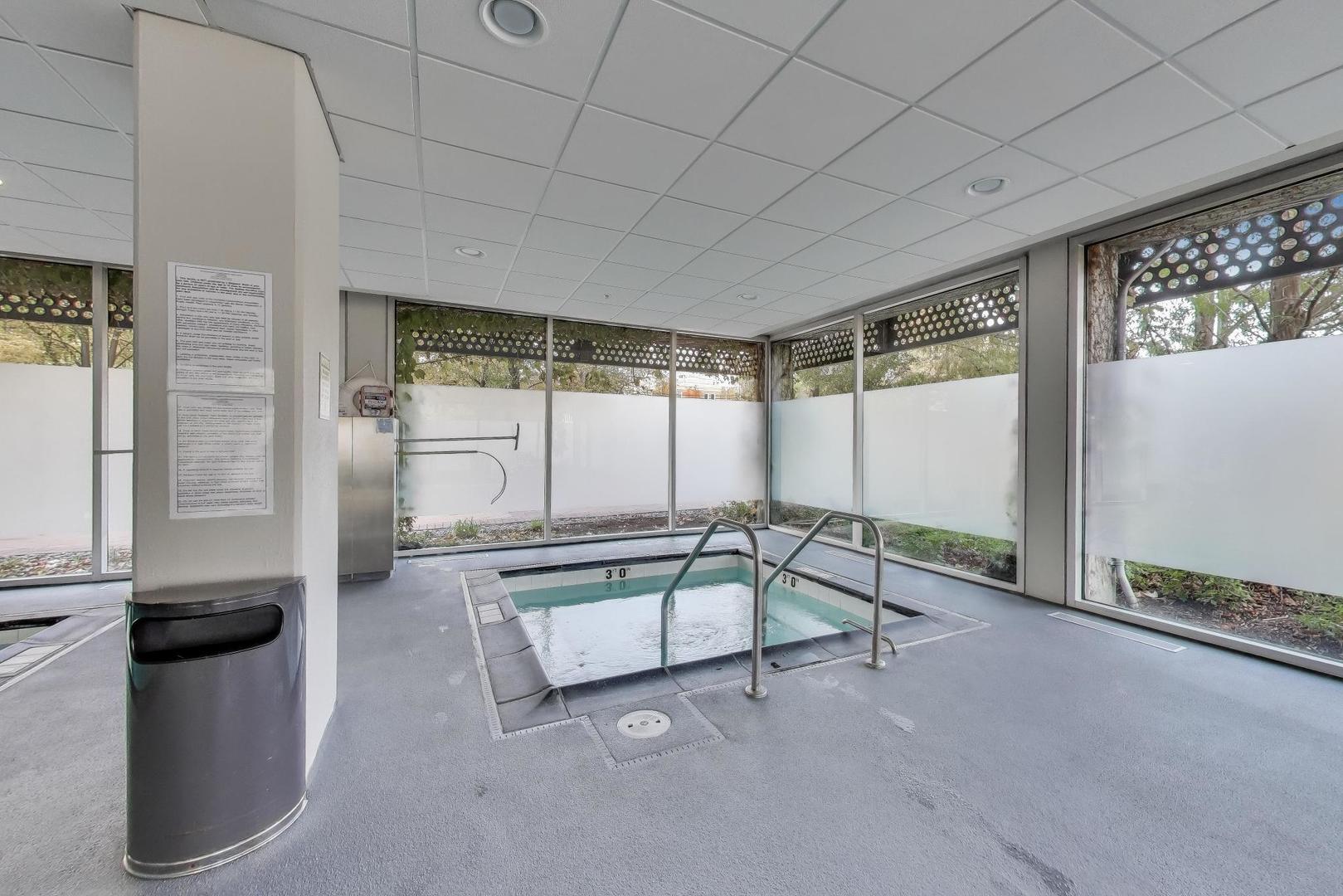 800 Elgin Road, Unit PH17 Evanston, IL 60201 - Photo 27 of 35