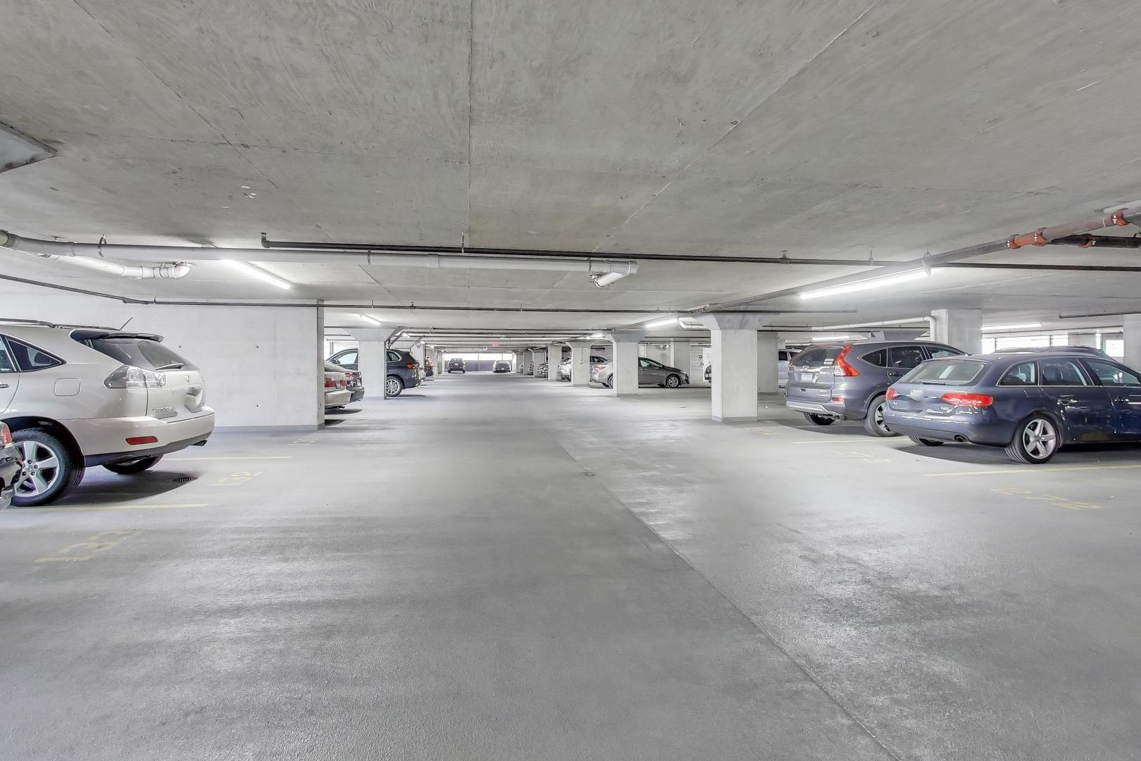 800 Elgin Road, Unit PH17 Evanston, IL 60201 - Photo 33 of 35