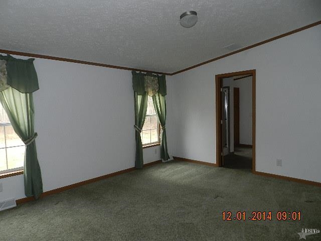9301 Oklahoma Street Rochester, IN 46975 - Photo 13 of 18