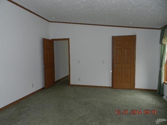 9301 Oklahoma Street Rochester, IN 46975 - Photo 15 of 18