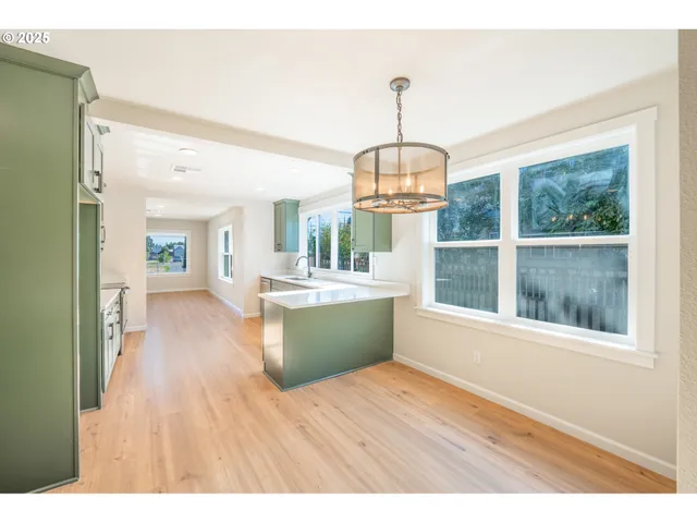 $449,500 | 1078 Young Street, Woodburn, OR 97071