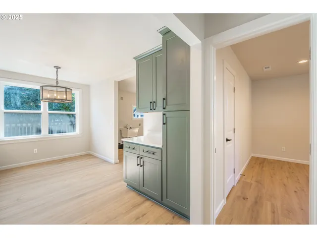 $449,500 | 1078 Young Street, Woodburn, OR 97071