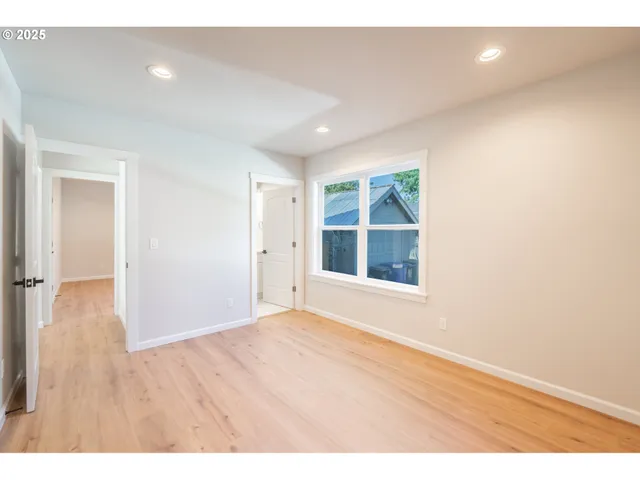 $449,500 | 1078 Young Street, Woodburn, OR 97071