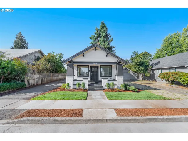 $449,500 | 1078 Young Street, Woodburn, OR 97071