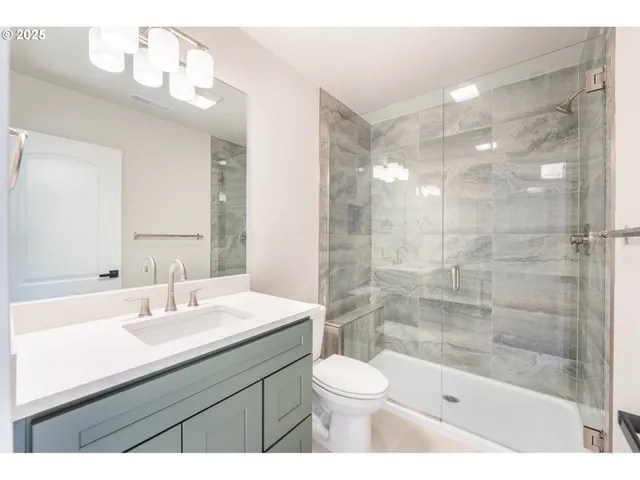 $449,500 | 1078 Young Street, Woodburn, OR 97071