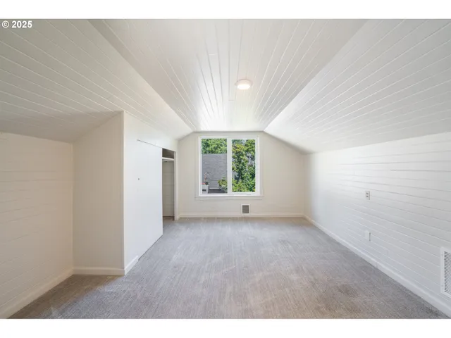 $449,500 | 1078 Young Street, Woodburn, OR 97071