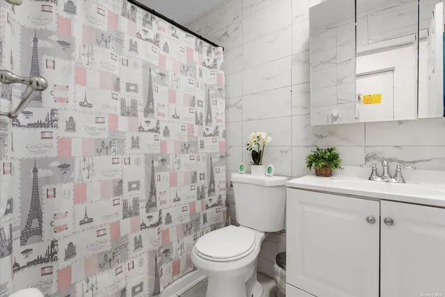 $1,888,888 | 86-18 57th Road | Elmhurst