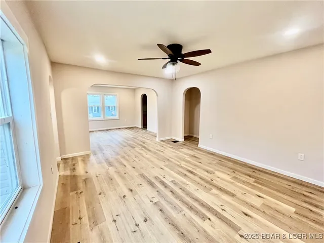 $230,000 | 407 West Cleveland Street, Versailles, MO 65084