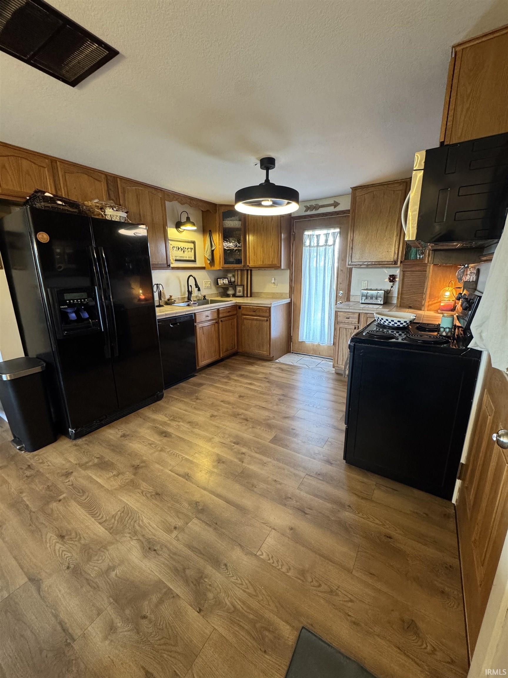 2756 Highway 67 Portland, IN 47371 - Photo 4 of 16