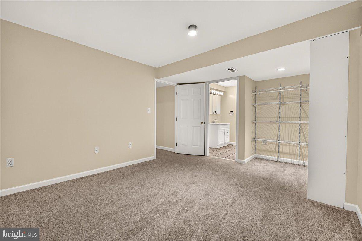 6430 Bellevue Place Frederick, MD 21701 - Photo 36 of 59