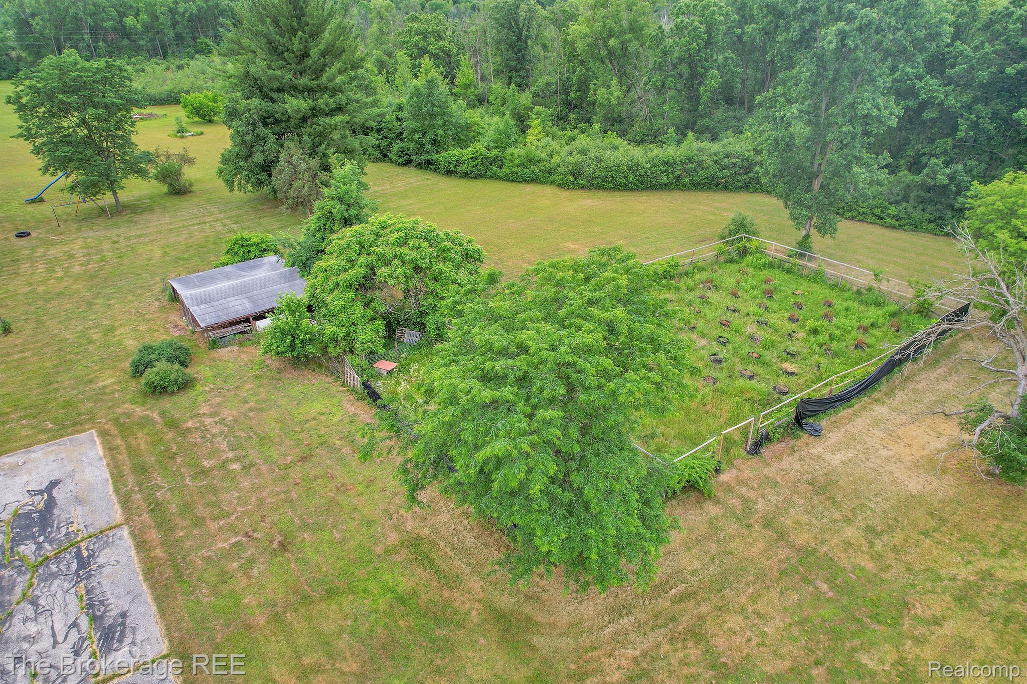5057 Elms Road Flushing, MI 48433 - Photo 43 of 50 Gallery Image 43