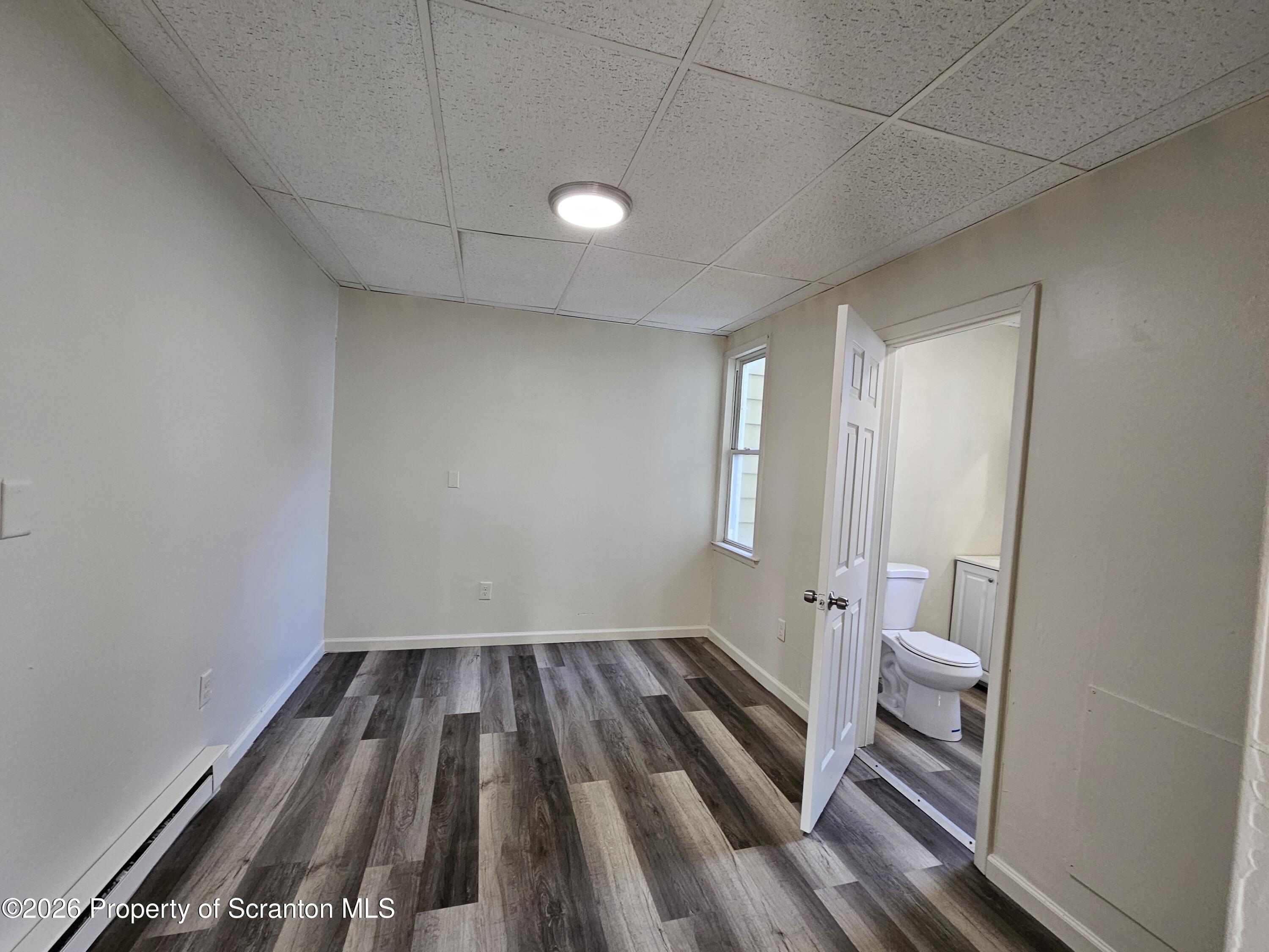 602 Prospect Avenue, Unit RIGHT Scranton, PA 18505 - Photo 11 of 16 Bed 4