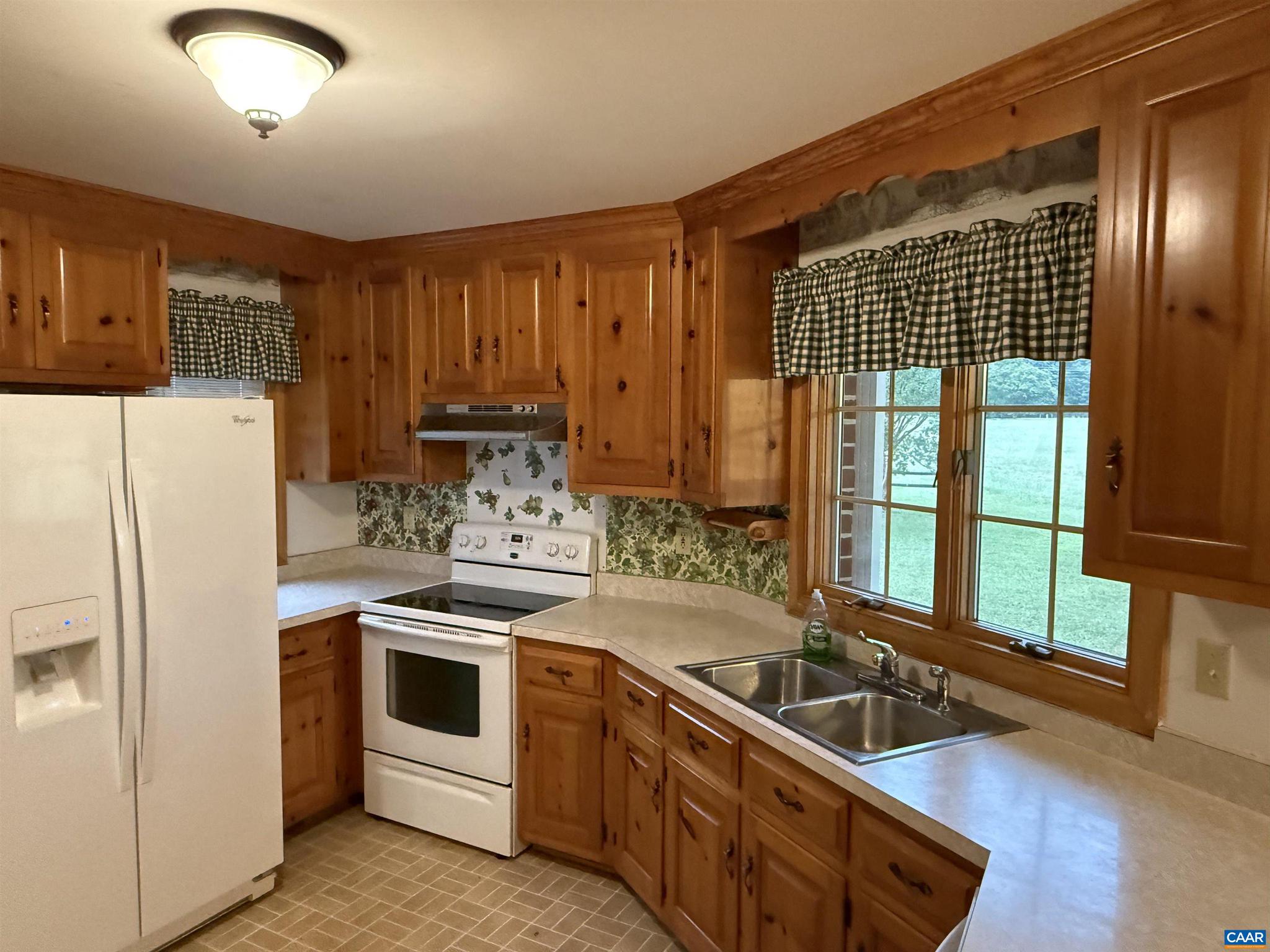 5051 Shannon Hill Road Kents Store, VA 23084 - Photo 16 of 67