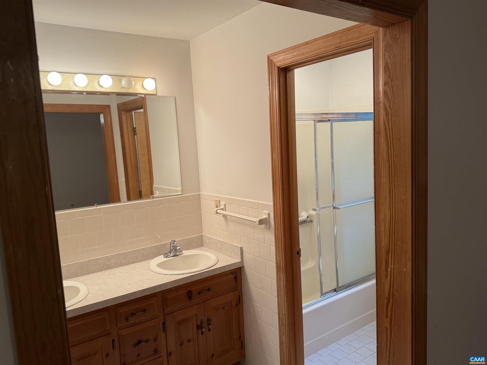 5051 Shannon Hill Road Kents Store, VA 23084 - Photo 34 of 67