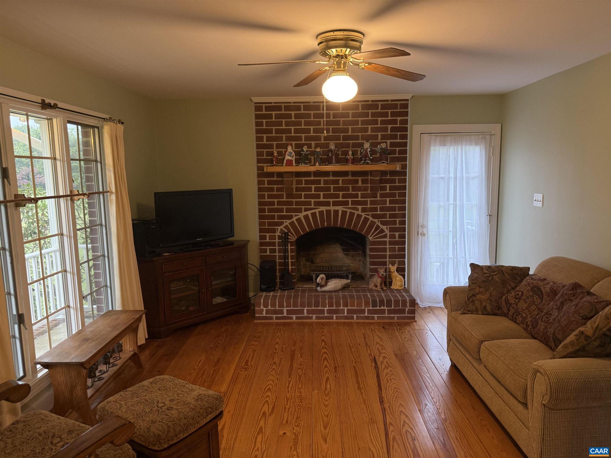 5051 Shannon Hill Road Kents Store, VA 23084 - Photo 9 of 67