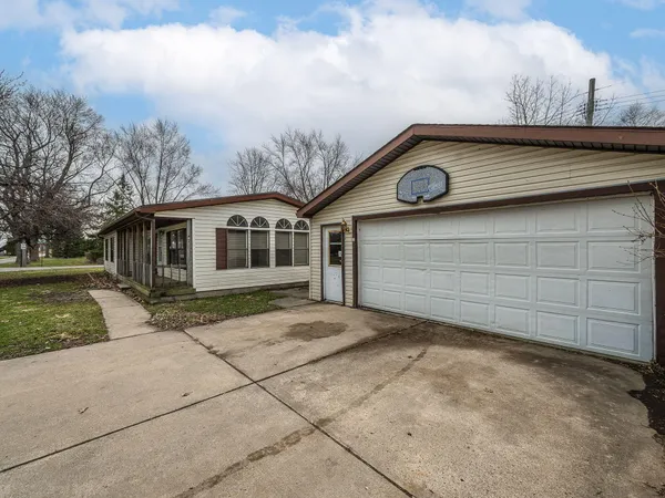 $80,000 | 3562 Meadowcrest Drive, Monroe, MI 48162