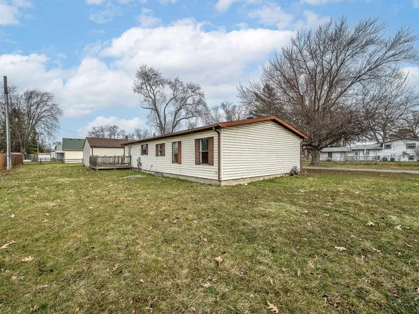 $80,000 | 3562 Meadowcrest Drive, Monroe, MI 48162