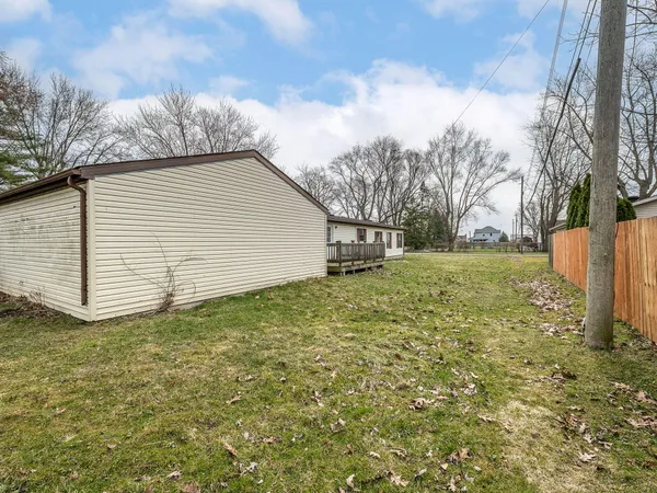 $80,000 | 3562 Meadowcrest Drive, Monroe, MI 48162