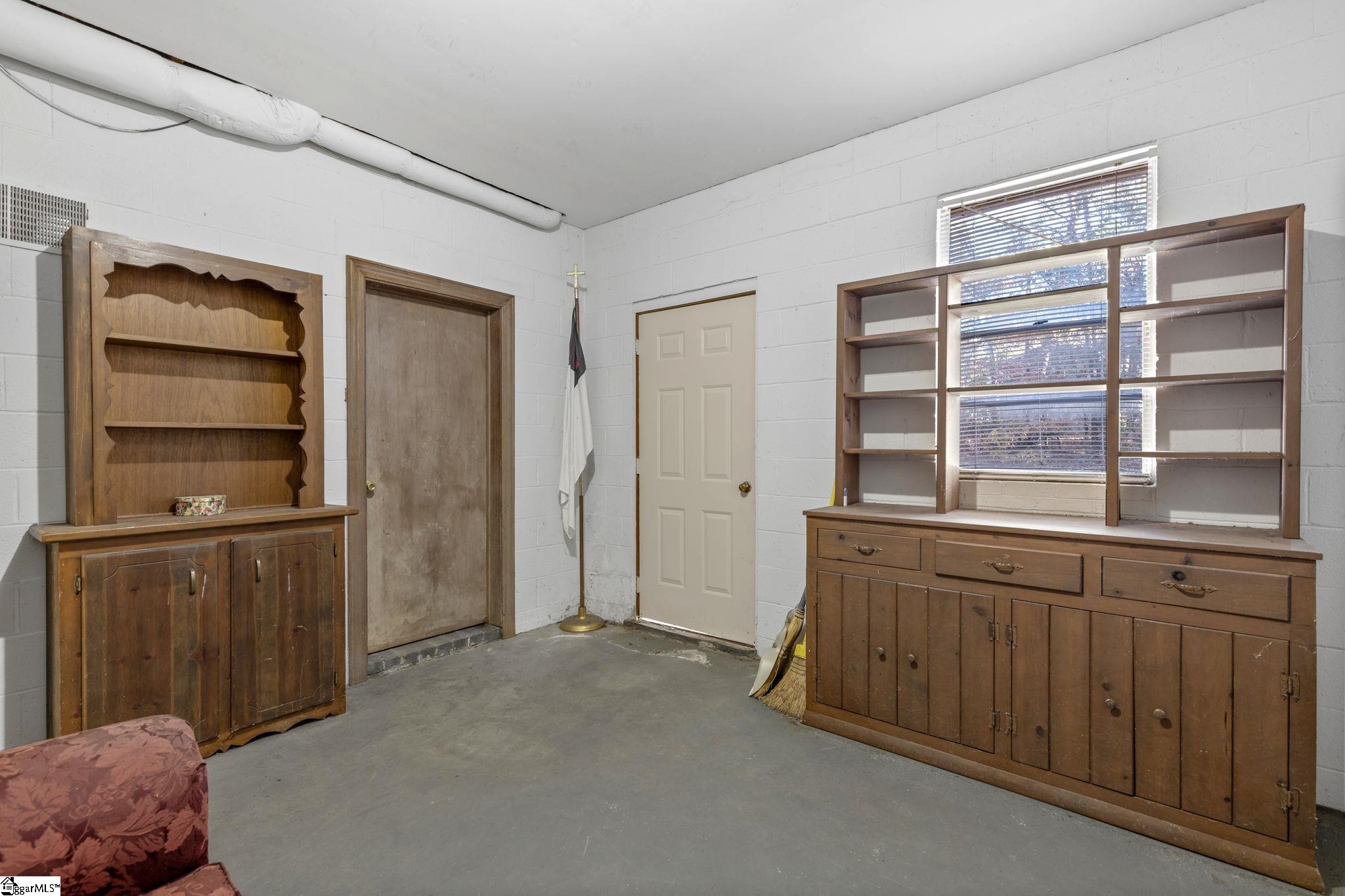 1330 Prince Perry Road Easley, SC 29640 - Photo 16 of 26 Gallery Image 16
