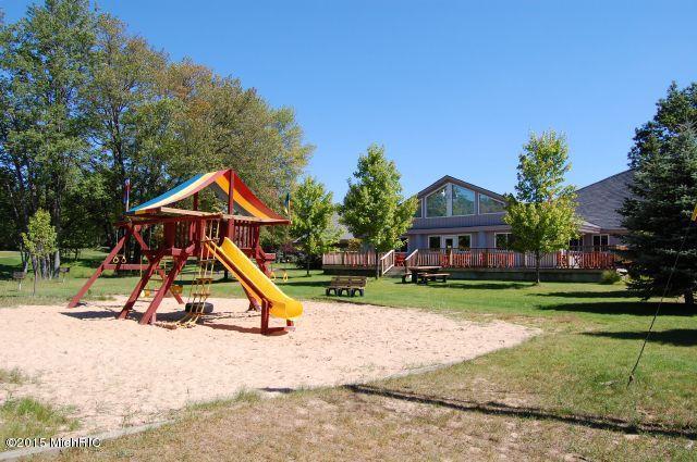 6804 Maple Court Canadian Lakes, MI 49346 - Photo 12 of 14 12 Play Area At Highlands Golf Comunity