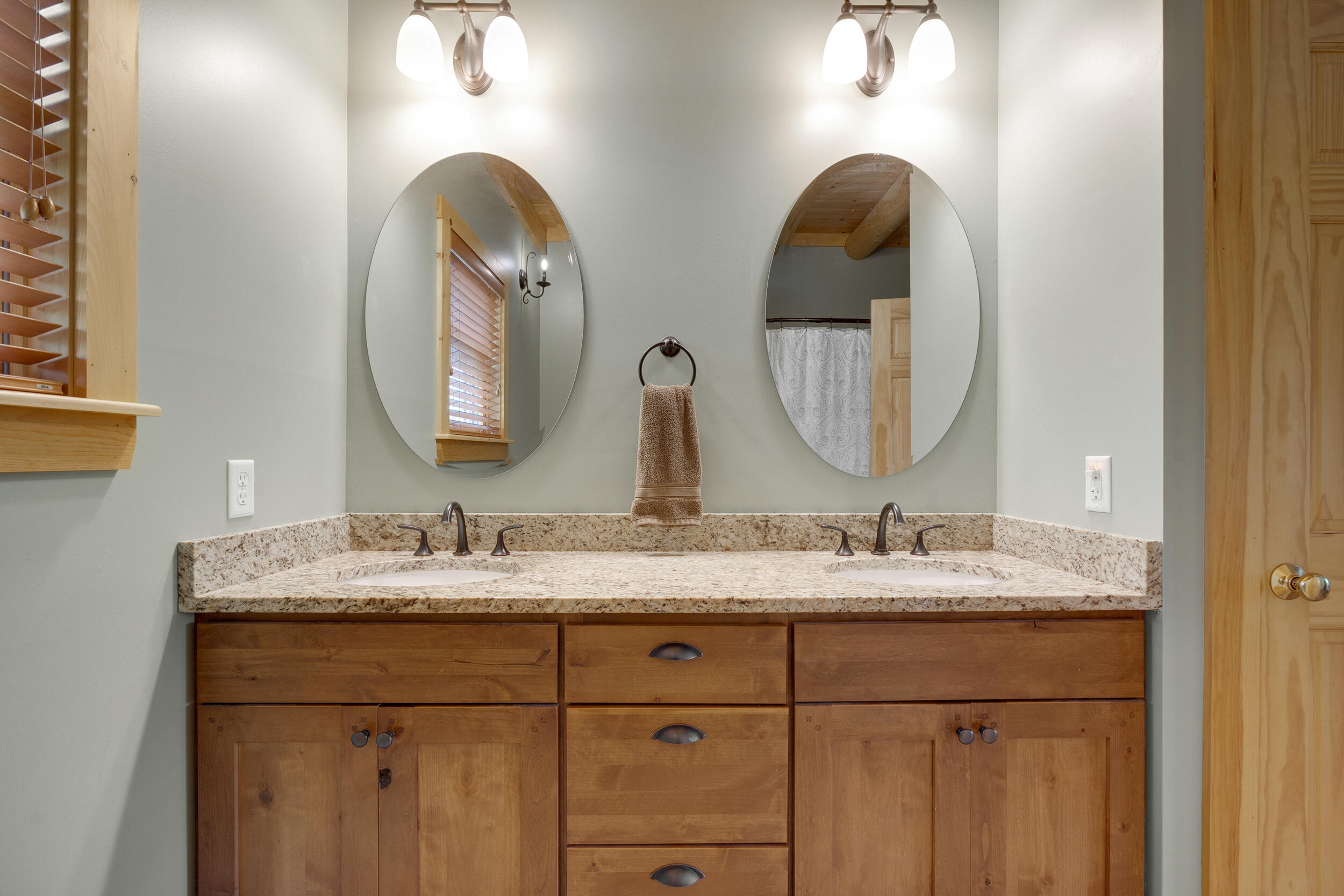 39 Katie View Road Bethel, ME 04217 - Photo 38 of 93 45_38katie-32